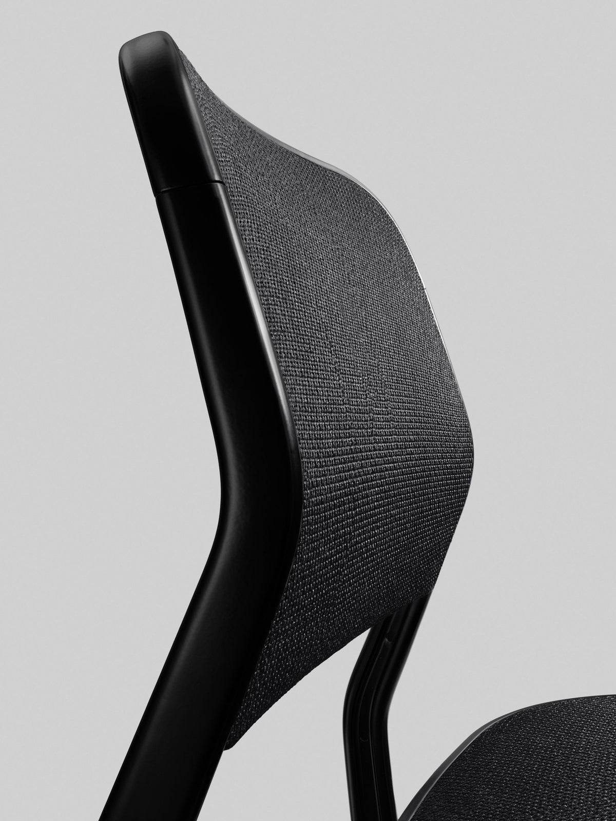 Knoll Newson Aluminum Chair