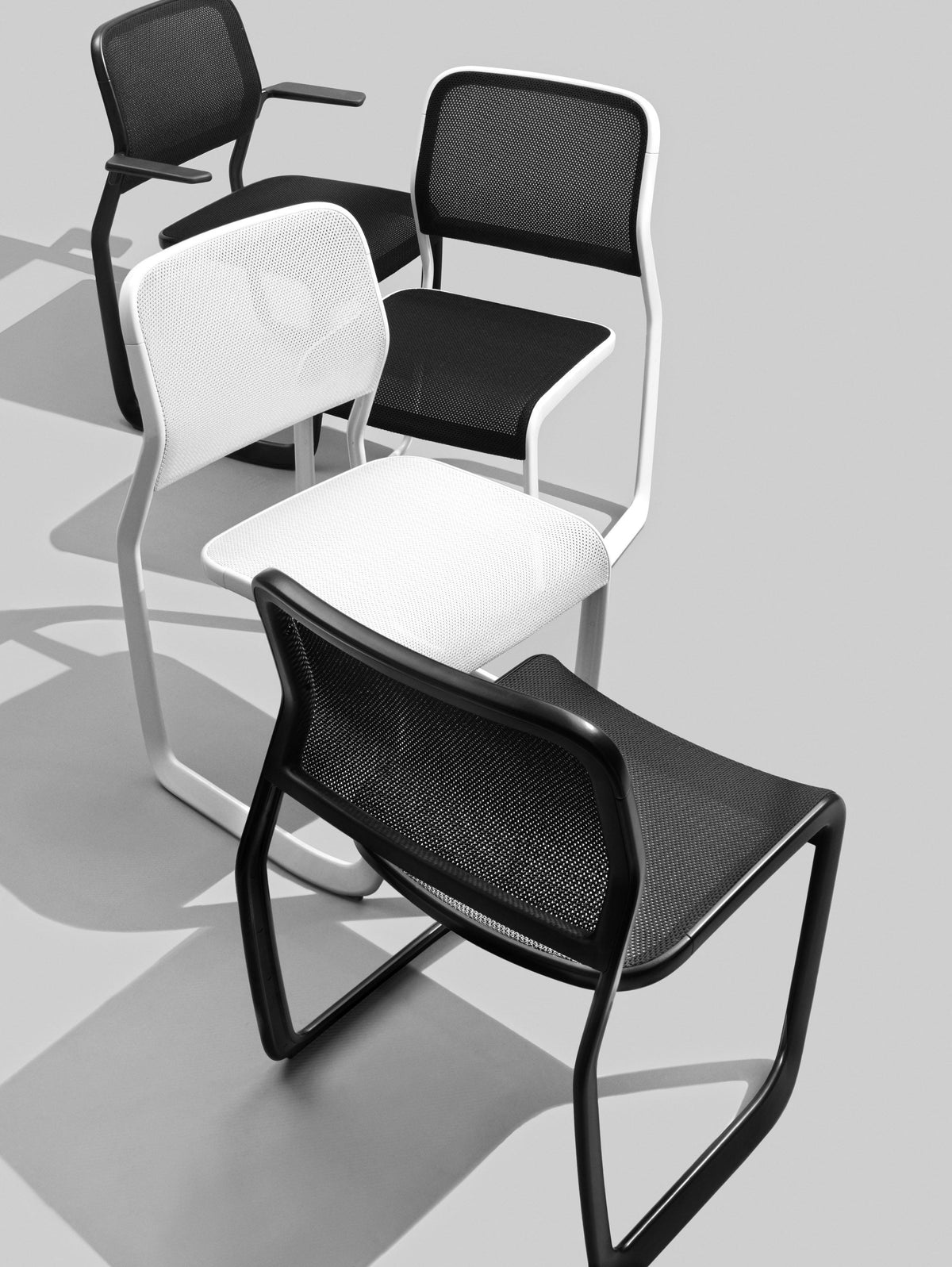 Knoll Newson Aluminum Chair