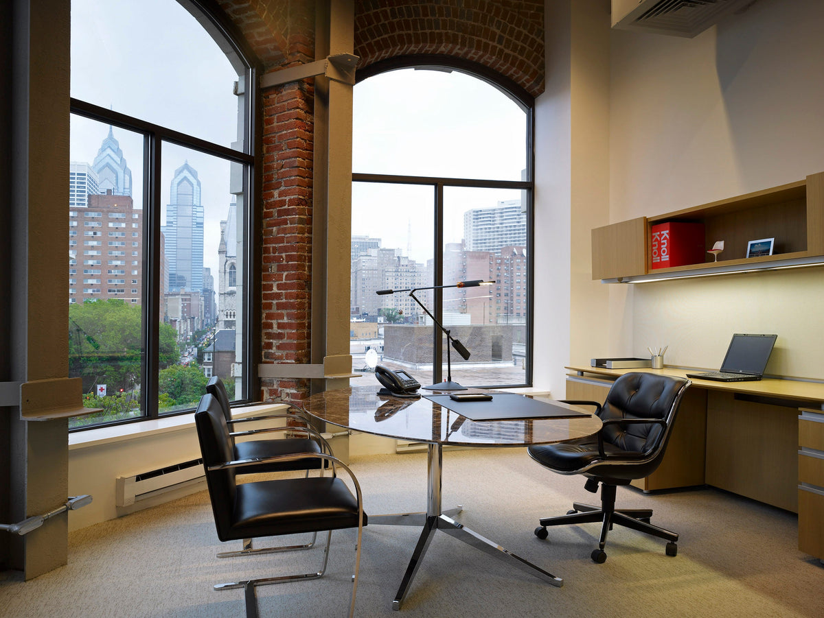 Knoll Florence Knoll® Oval Table Desk