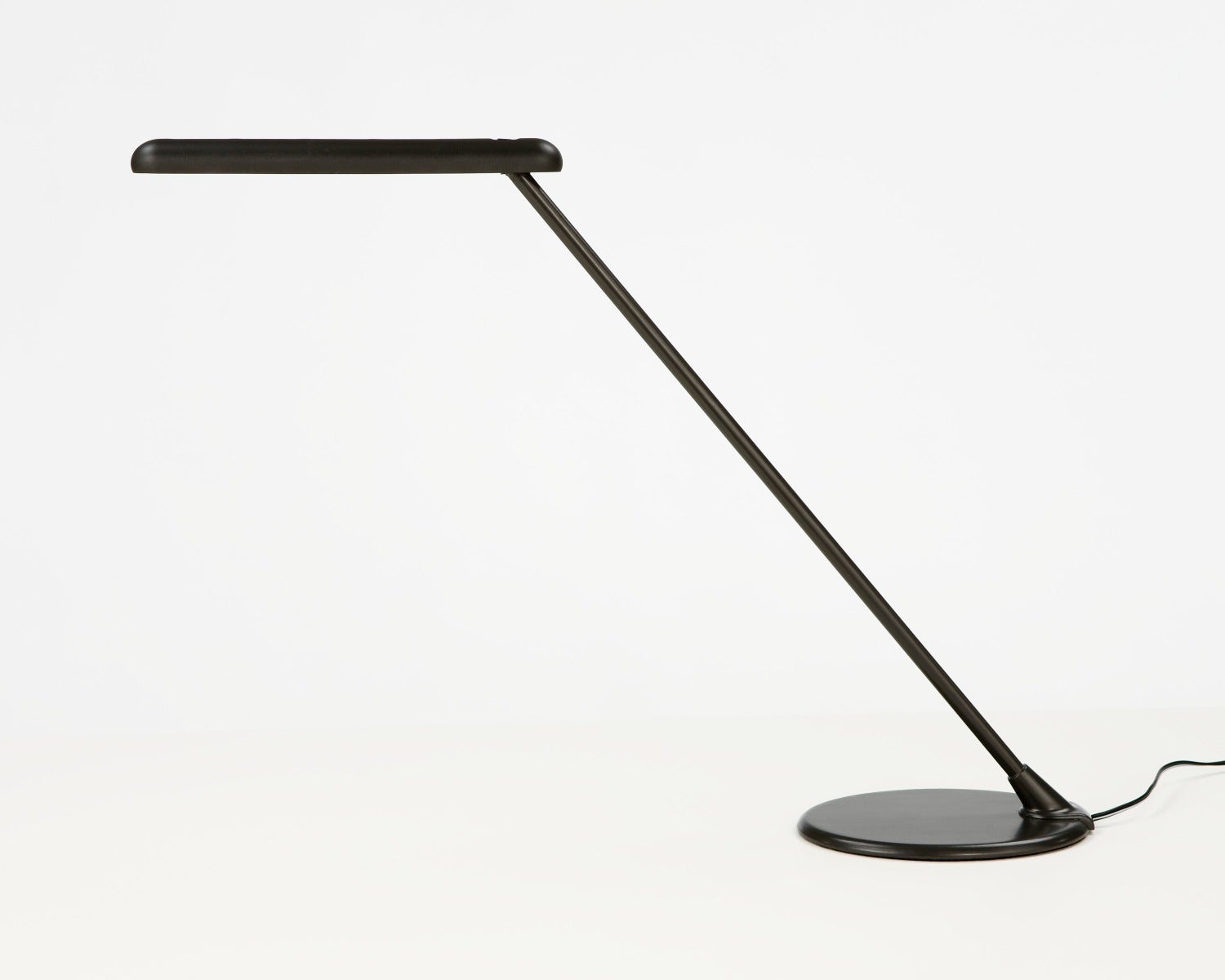 Herman Miller Flute™ Personal Light