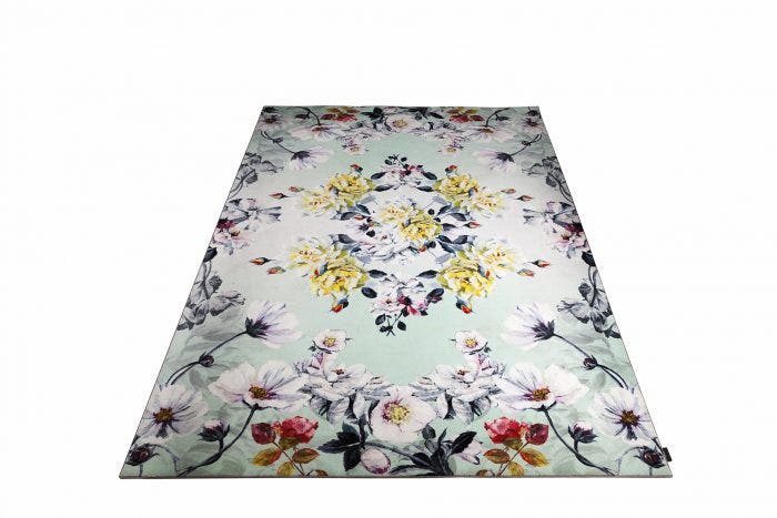 Moooi Tricia Guild Couture Rose Fuchsia Carpet