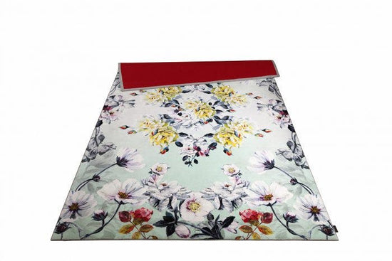 Moooi Tricia Guild Couture Rose Fuchsia Carpet