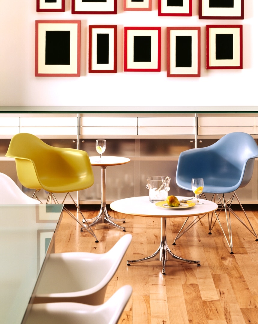 Herman Miller Nelson™ Pedestal Table