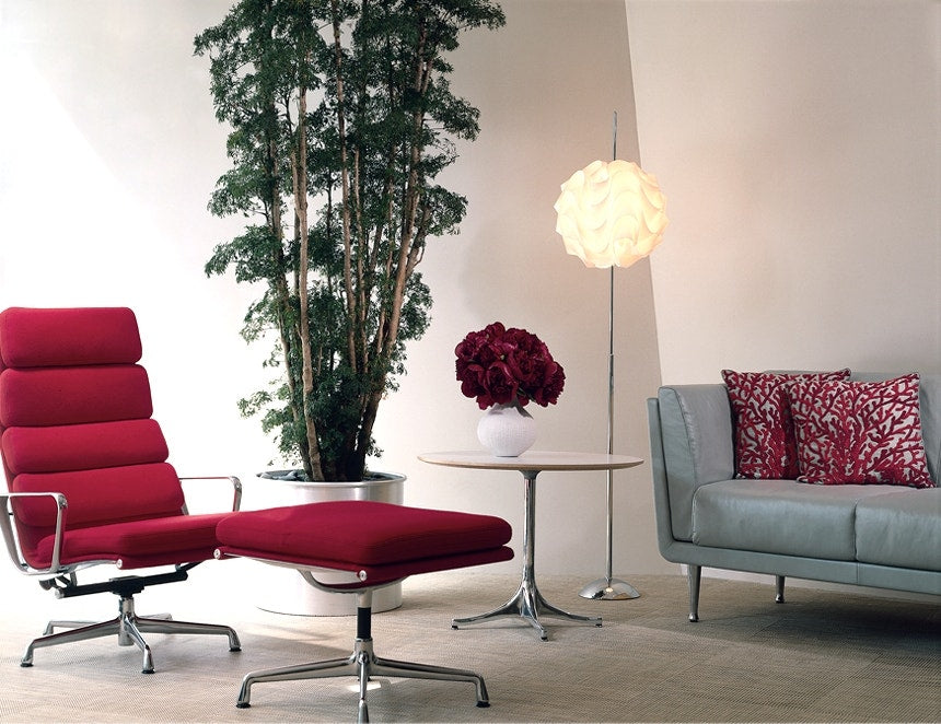 Herman Miller Nelson™ Pedestal Table