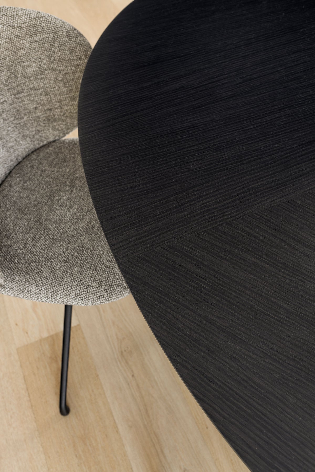 Table Holo Pillar