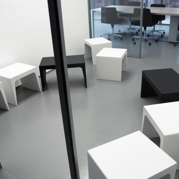 Table d'appoint / Banc / Table de chevet en cuivre