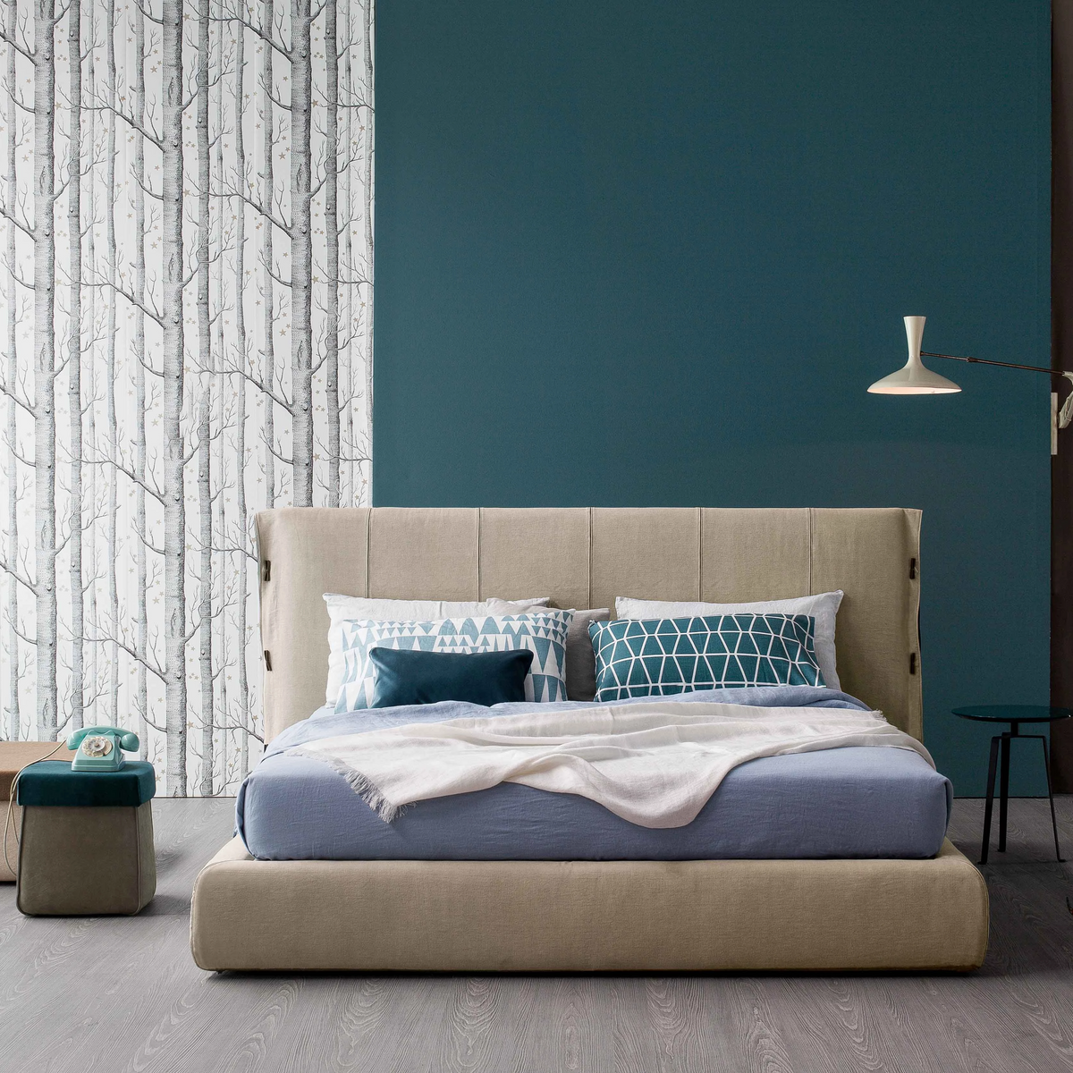 Cuff Bed