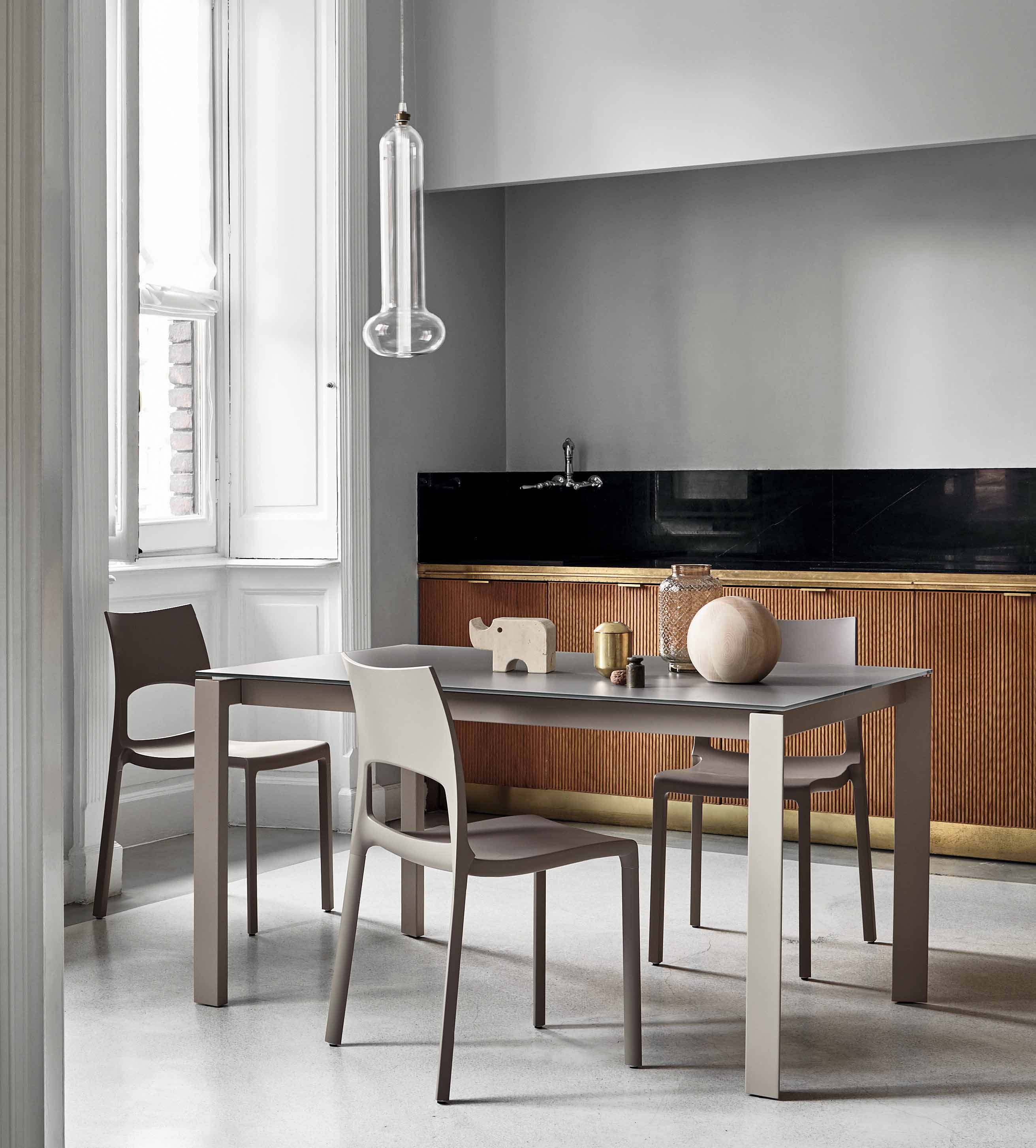 Idole Dining Chair