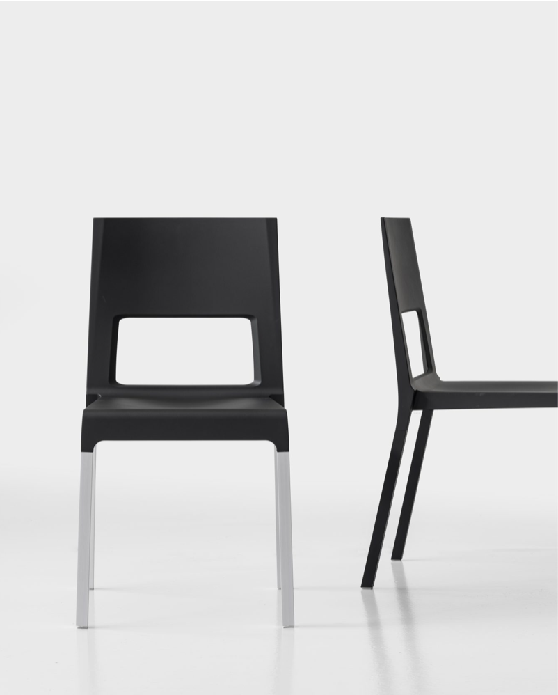 Face Dining Chair