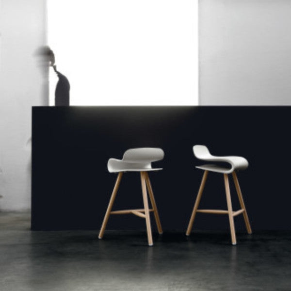 BCN Stool (Wooden Base)